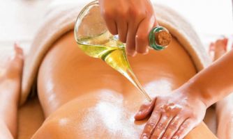 Sarvang Dhara therapy at Dr. Abrol Ayurveda, Amritsar